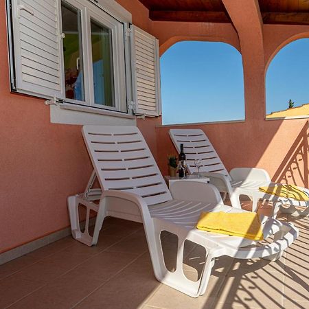 Seaview & Balcony Apartment Petra Jadrija Exterior foto